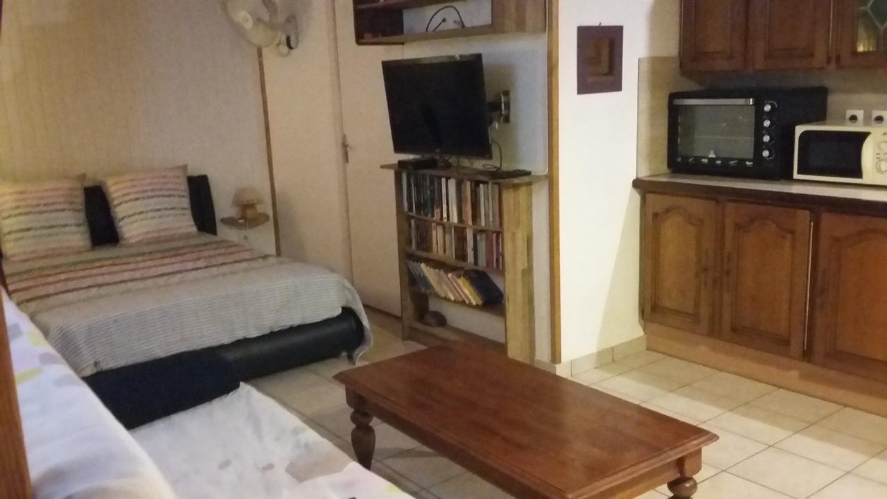 Auberge d'antan Saint Pierre Extérieur photo