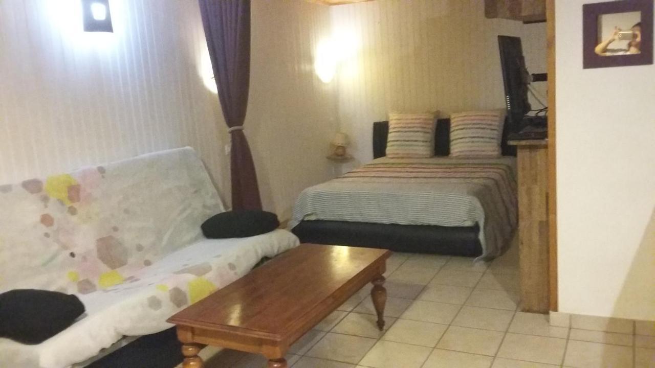 Auberge d'antan Saint Pierre Extérieur photo